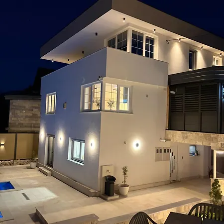 White House Saraievo