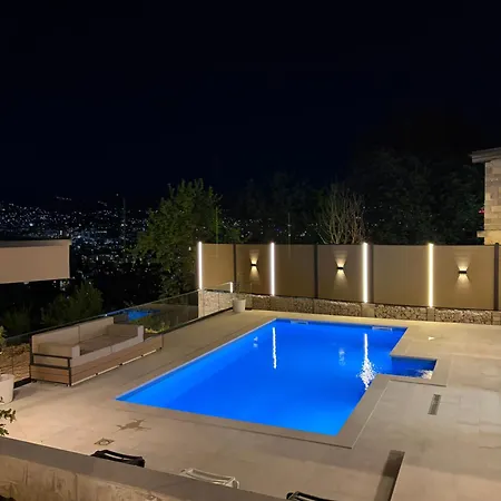 Villa White House *